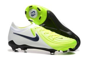 Nike Phantom Luna