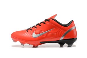 NIKE Mercurial Vapor 1 FG Retro
